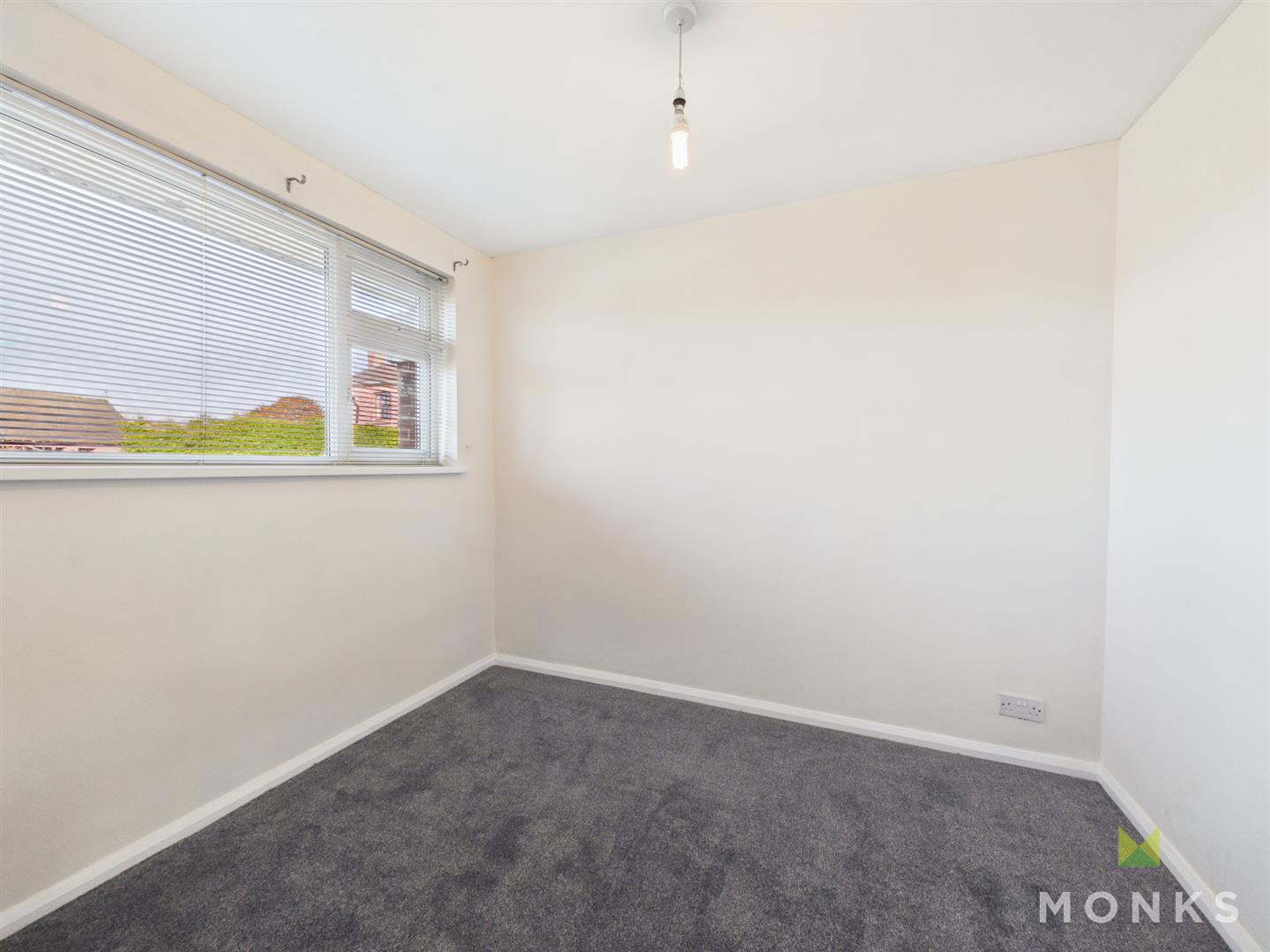 2, The Paddocks Old Chirk Road, Gobowen, SY11 3LA To Let